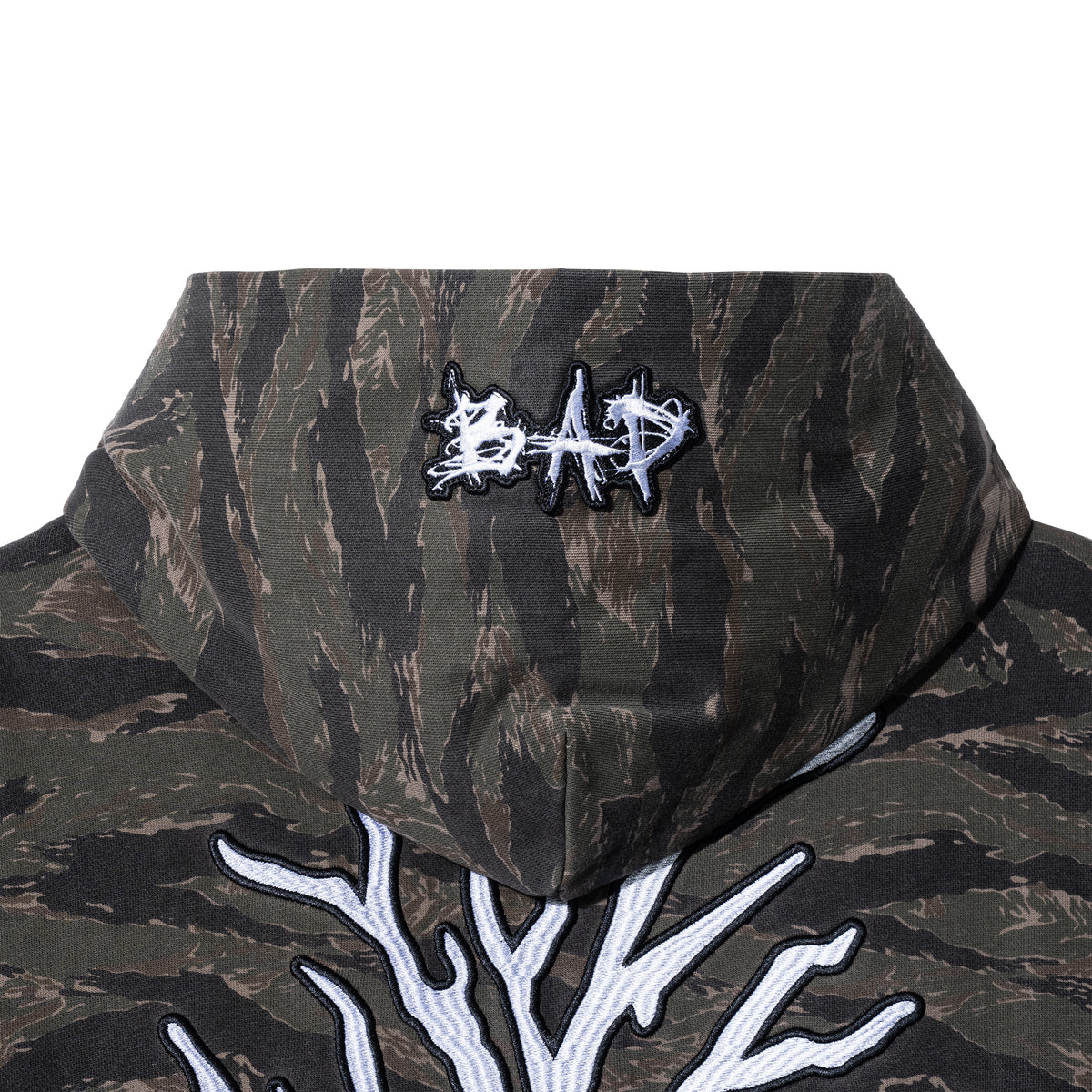 LOGO PATCH EMBROIDERED ZIP TIGER CAMO